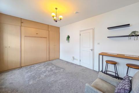 1 bedroom flat for sale, 9 Sligo Apartments, St Helier