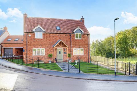 4 bedroom detached house for sale, The Farmstead, Burton Joyce NG14