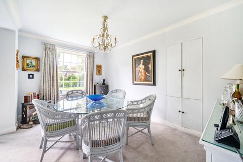 3 bedroom apartment for sale, Cobbetts Hill, Weybridge, KT13