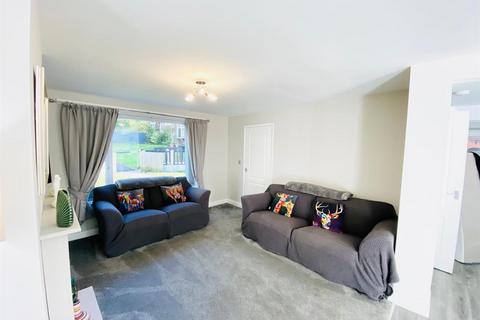 4 Ash Tree Drive, Dukinfield, SK16 5HJ