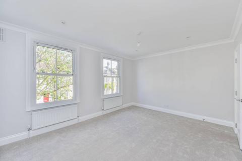 3 bedroom flat for sale, Inworth Street, Battersea, London, SW11