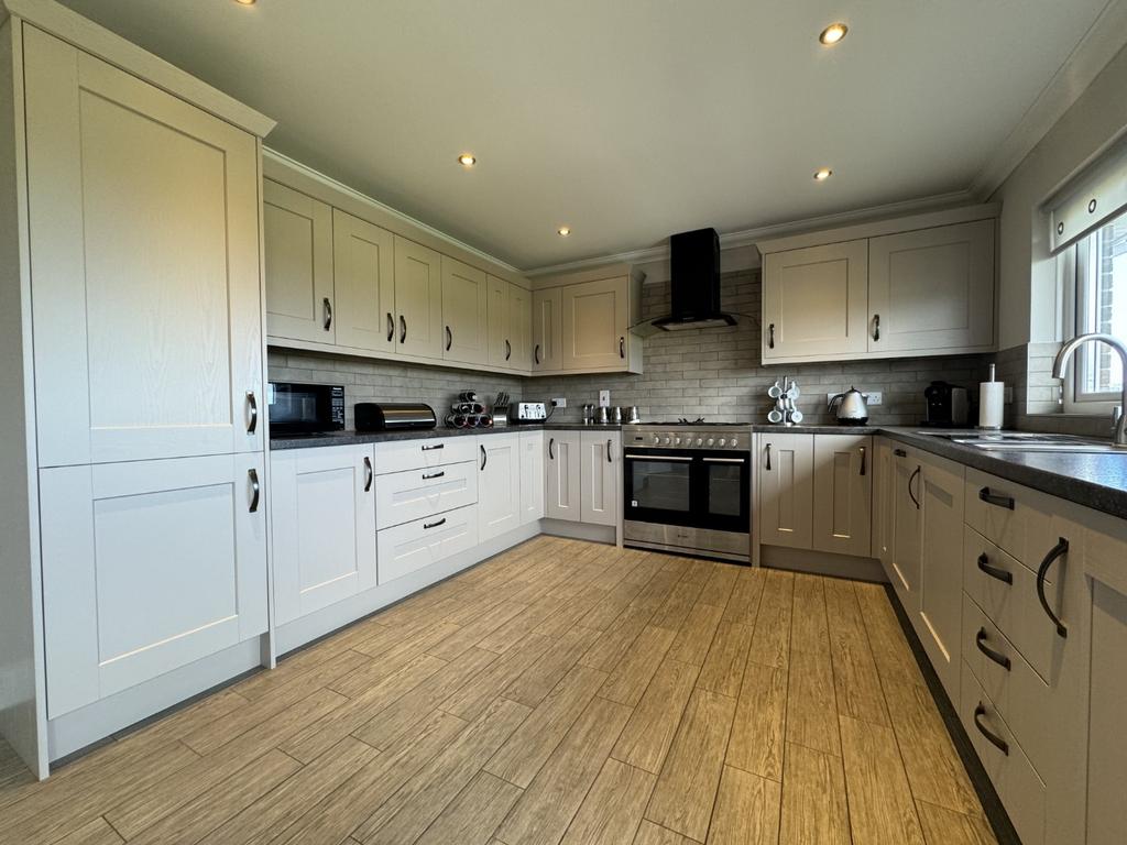 Open Plan Kitchen/Dining Room