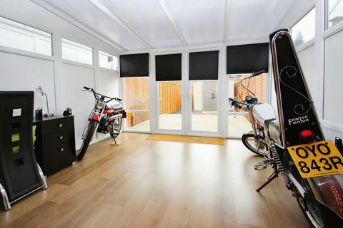 22 Wenlack Close, Denham, Uxbridge, UB9 5DB
