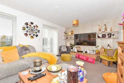 3 bedroom semi-detached house for sale, Haine Farm Mews, Ramsgate, Kent