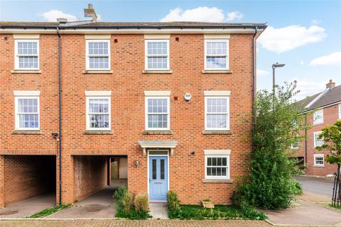 5 bedroom semi-detached house for sale, Blacksmiths Way, Woburn Sands, Milton Keynes, Buckinghamshire, MK17