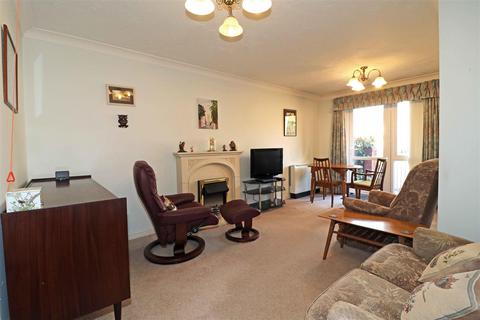 2 bedroom retirement property for sale, Montgomery Court, Coventry Road, Warwick