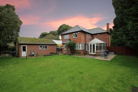 4 bedroom detached house for sale, New Road, Geddington NN14