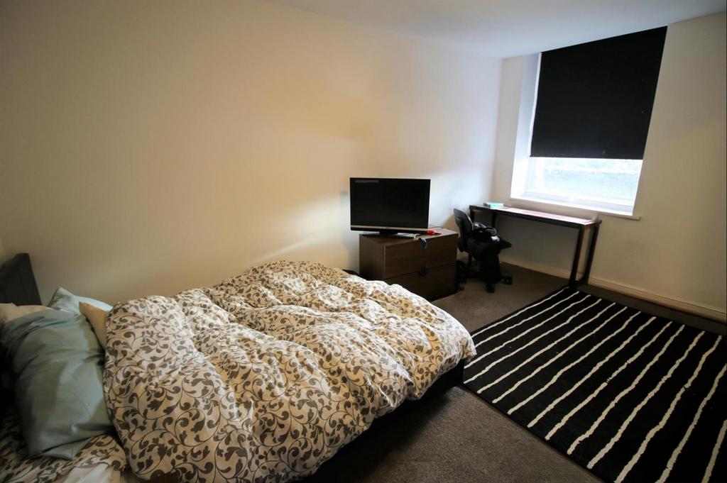 Bedroom 1.png