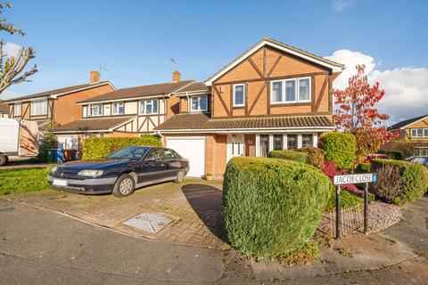 4 bedroom detached house for sale, Jacob Close, Berkshire RG42