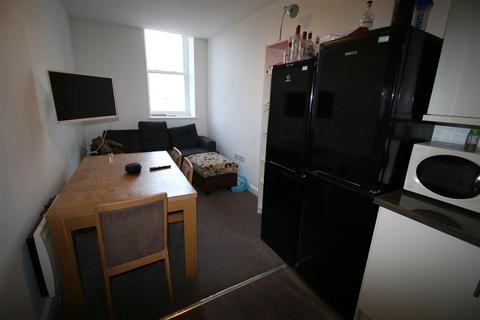 4 bedroom private hall to rent, Pitt Street, Lancaster LA1