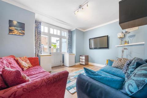 3 bedroom maisonette for sale, Oakmead Road, London SW12