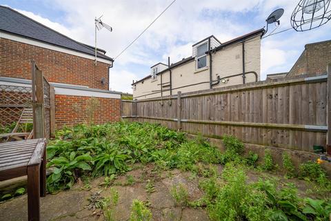 3 bedroom maisonette for sale, Oakmead Road, London SW12