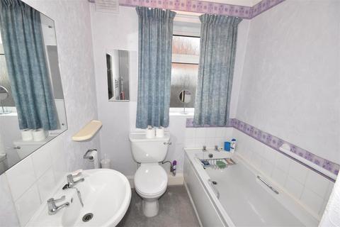 2 bedroom detached bungalow for sale, Christopher Crescent, New Balderton, Newark