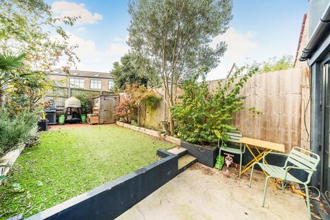 5 bedroom terraced house for sale, Kimberley Avenue, Lower Nunhead