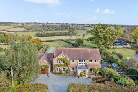 5 bedroom detached house for sale, Green End Road, Radnage