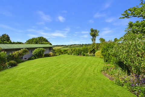 5 bedroom detached house for sale, New Hatch, Green End Road, Radnage, High Wycombe, Buckinghamshire