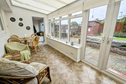 2 Lilac Close, Bordon, GU35 0UY