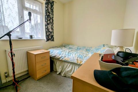 2 Lilac Close, Bordon, GU35 0UY
