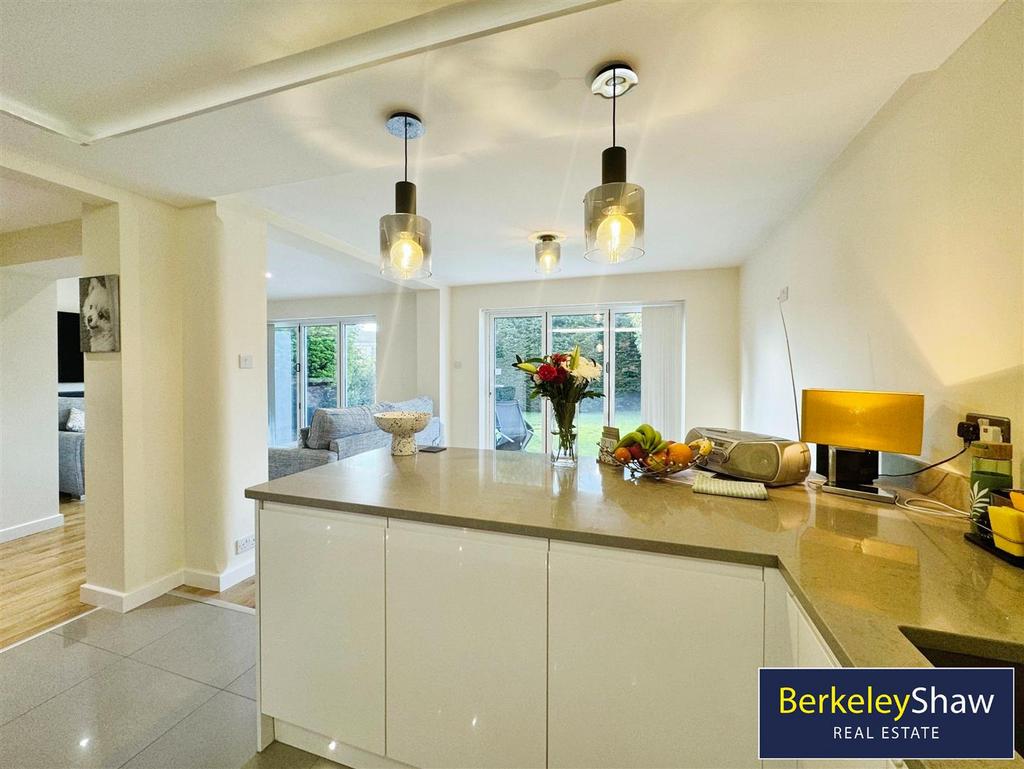 Kitchen diner (3)