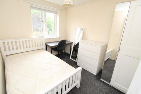 6 bedroom detached house to rent, Balfour Road, Nottingham NG7