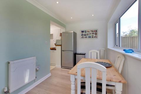23 Chadwick Close, Northfleet, Gravesend, DA11 8SA