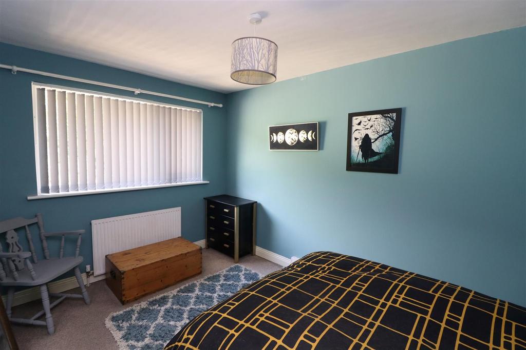 Bedroom Teo