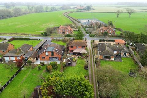 4 bedroom detached house for sale, Theale Road, Burghfield, Reading, Berkshire, RG30