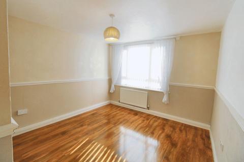 2 bedroom flat for sale, Breamish House, Breamish Street, Newcastle upon Tyne, Tyne and Wear, NE1 2DD