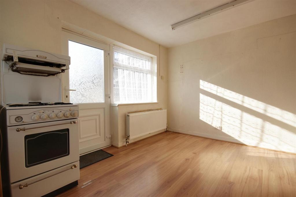 Dining kitchen