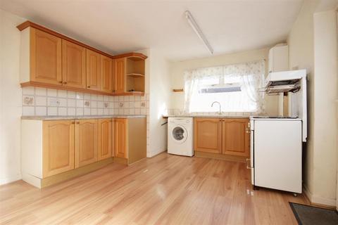 20 Baronwood Crescent, Beeford, Driffield, YO25 8BX