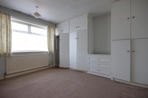 20 Baronwood Crescent, Beeford, Driffield, YO25 8BX