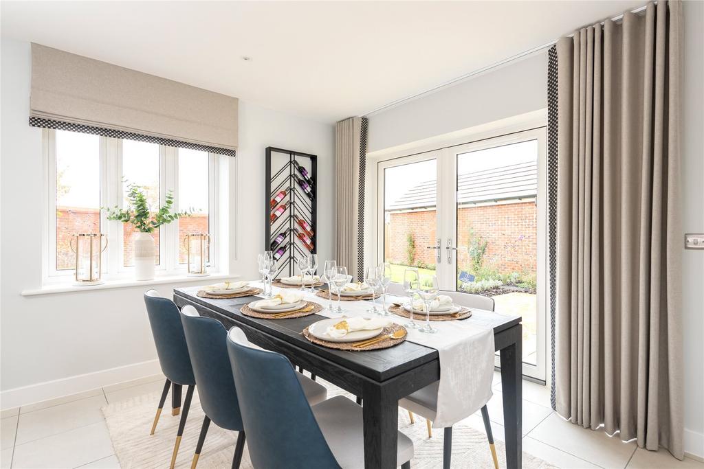 Show Home Dining