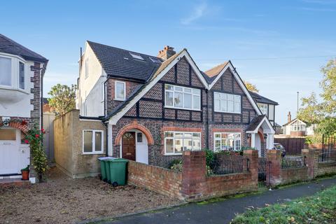 4 bedroom semi-detached house to rent, Hampton Court Avenue, East Molesey KT8