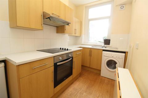 1 bedroom flat to rent, Ninian Road, Cardiff CF23