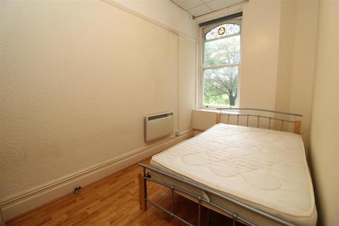 1 bedroom flat to rent, Ninian Road, Cardiff CF23