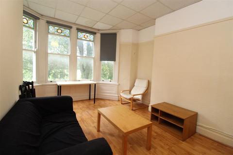 1 bedroom flat to rent, Ninian Road, Cardiff CF23