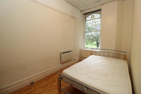 1 bedroom flat to rent, Ninian Road, Cardiff CF23