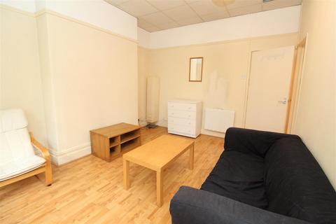 undefined, Ninian Road, Cardiff CF23