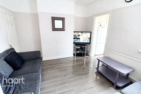 2 bedroom terraced house for sale, Kingsway, Luton