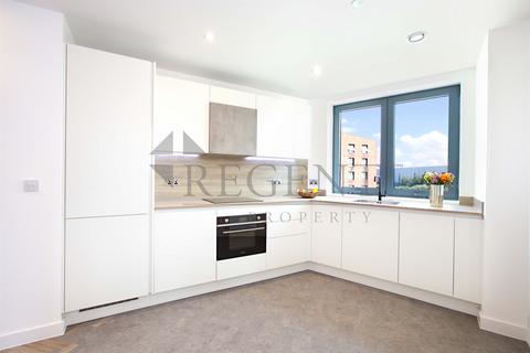 1 bedroom apartment for sale, River Apartments, Gillender Street, E3