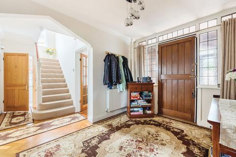 11 The Drive, Wallington, SM6 9LY