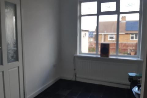 2 bedroom house to rent, Rutherford Square, Sunderland