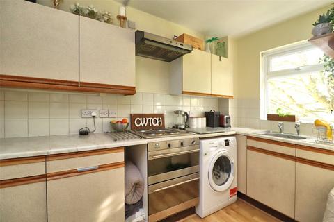 1 bedroom end of terrace house for sale, Wych Hill Park, Surrey GU22