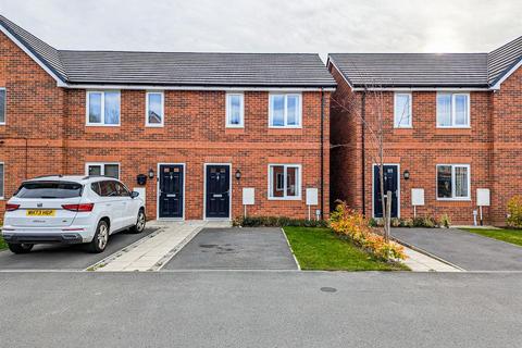 2 bedroom townhouse for sale, Anchor Field, Leigh