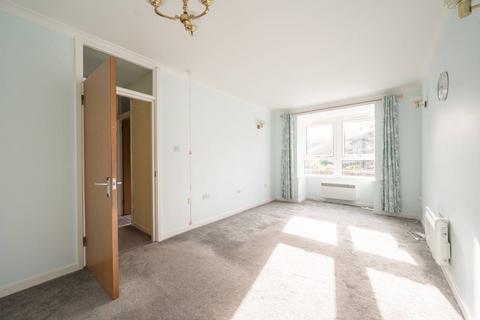 2 bedroom flat for sale, Potters Lane, High Barnet, Barnet, EN5