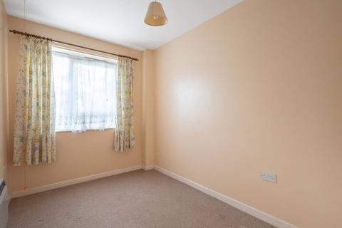2 bedroom flat for sale, Potters Lane, High Barnet, Barnet, EN5