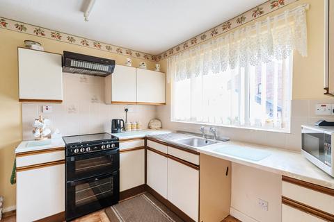 20 Lockyer Crescent, Tiverton, EX16 5QF