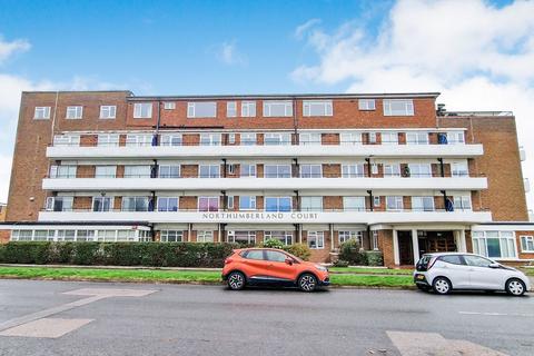 2 bedroom flat for sale, Flat 27 Northumberland Court, Northumberland Avenue, Margate, Kent, CT9 3BS