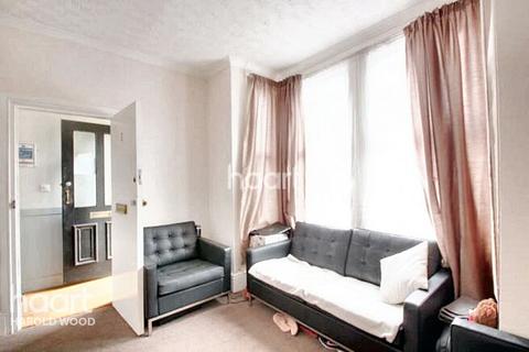 1 bedroom flat for sale, Church Road, Romford