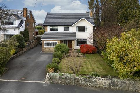 4 bedroom house for sale, Lyndhurst Grove Road, Brighouse